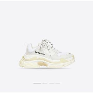 Women’s Triple S Sneaker in White